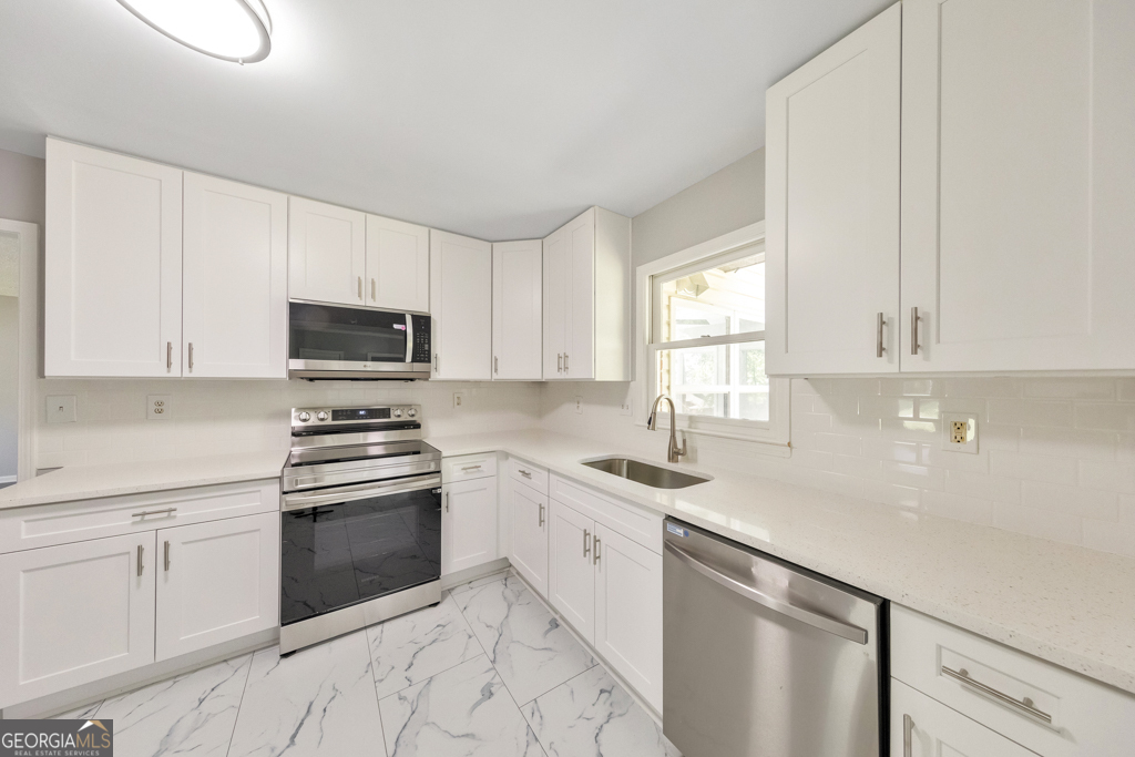 3371 Westover Way Se Property Photo 18