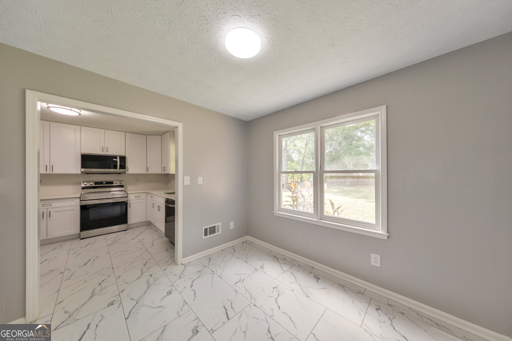 3371 Westover Way Se Property Photo 19