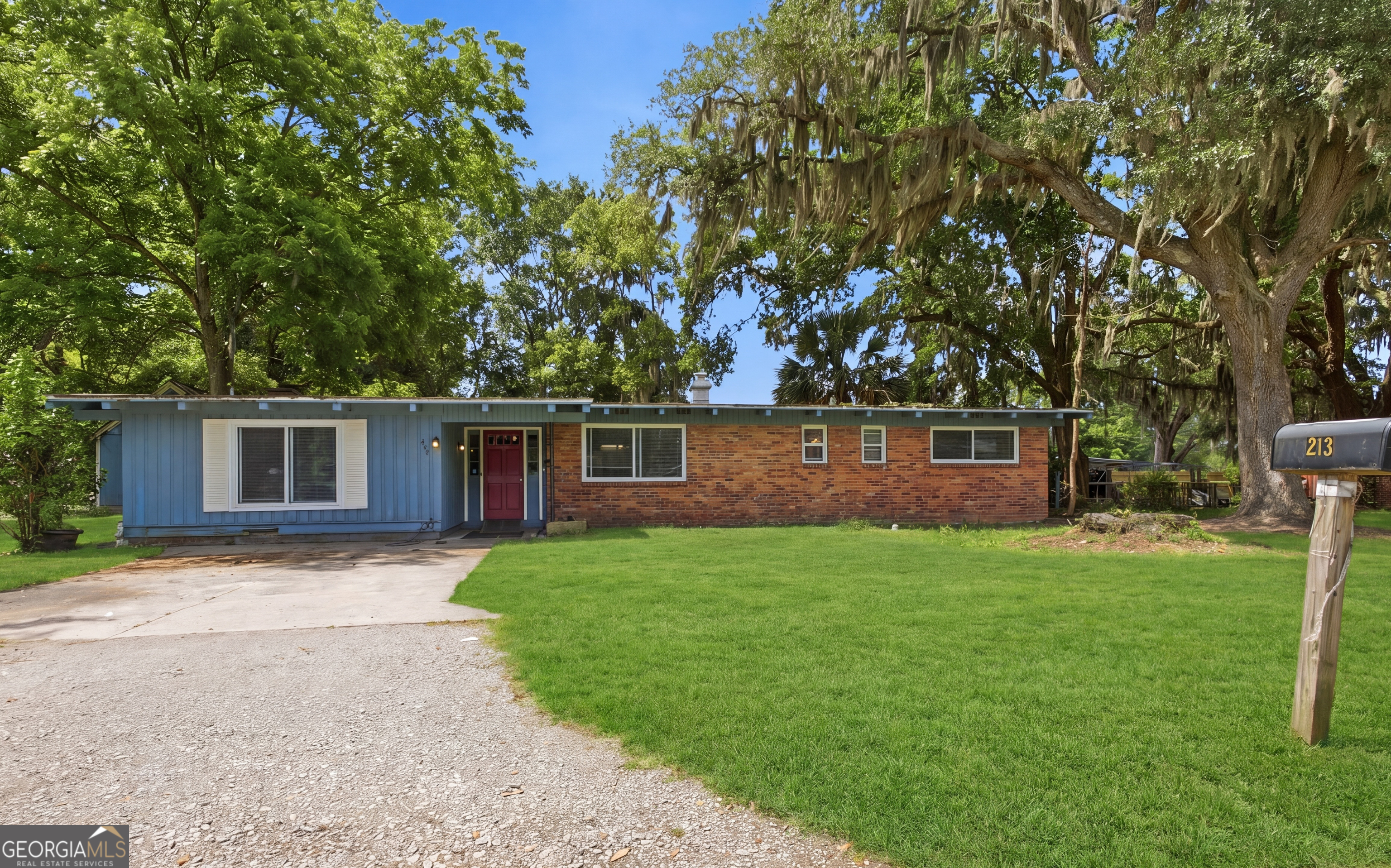 213 Chippewa Drive Property Photo 29