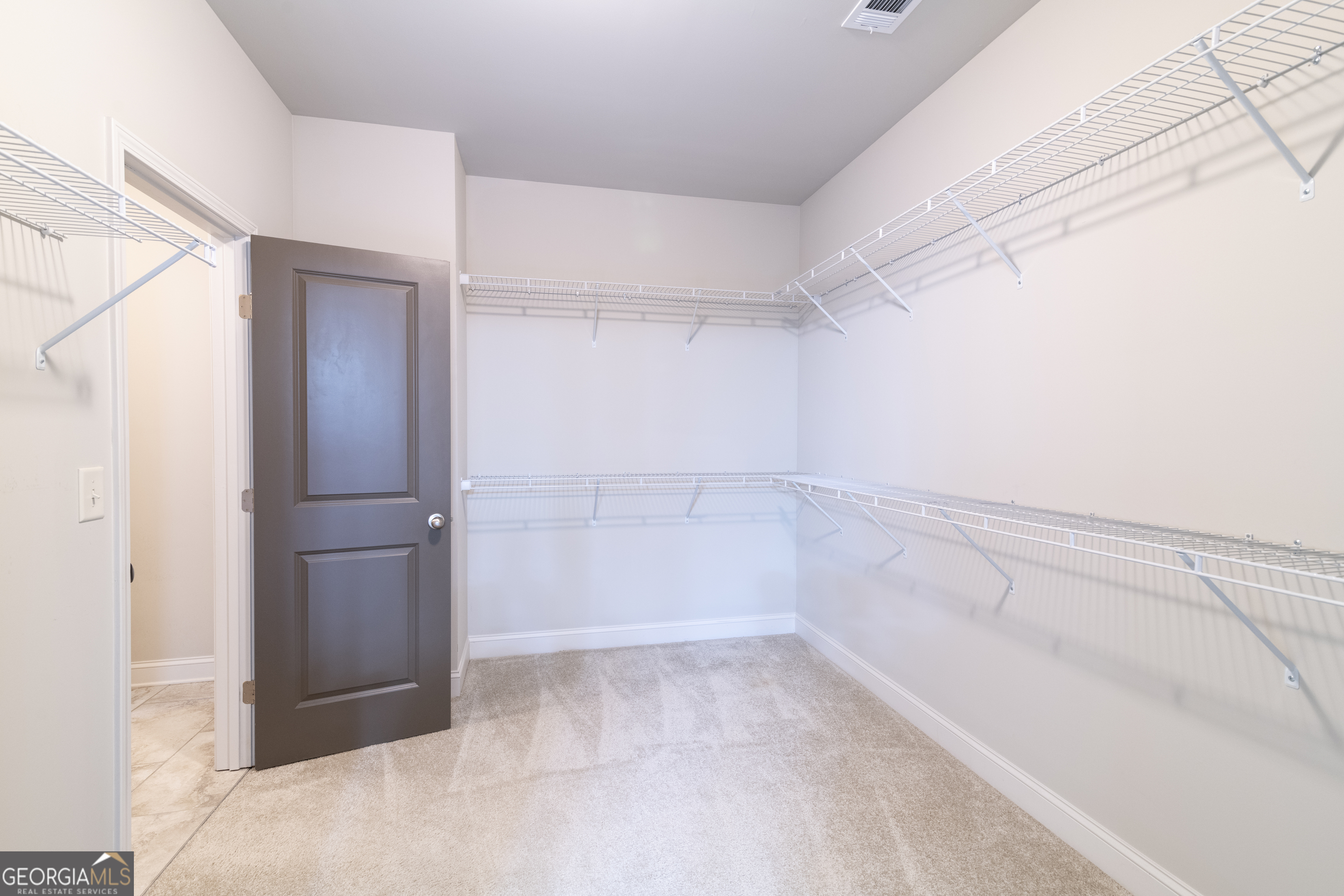 5645 Pleasant Woods Drive Property Photo 18