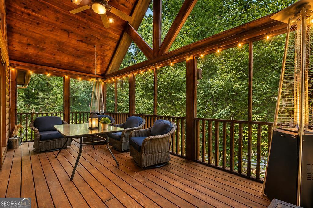 141 Gallery Court Property Photo 4
