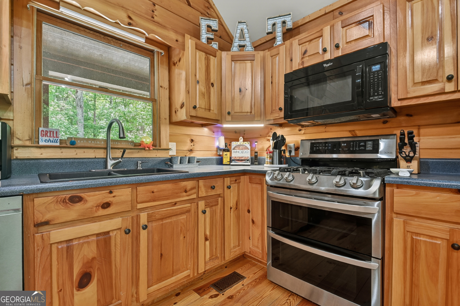 141 Gallery Court Property Photo 19