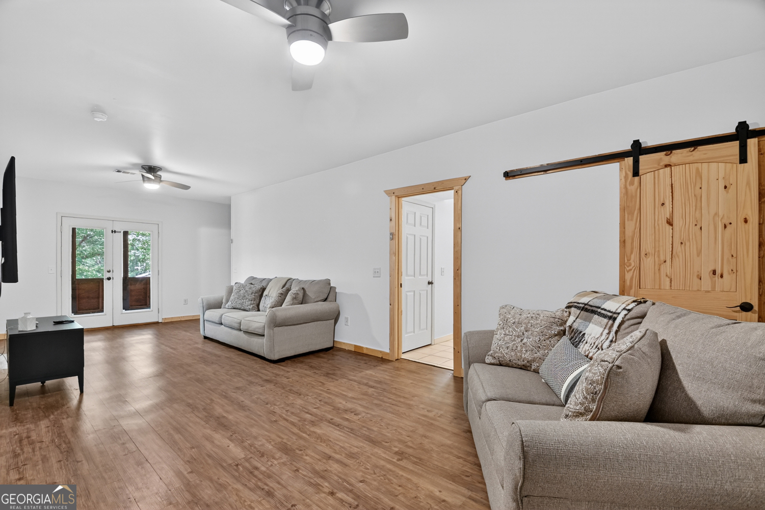 141 Gallery Court Property Photo 28