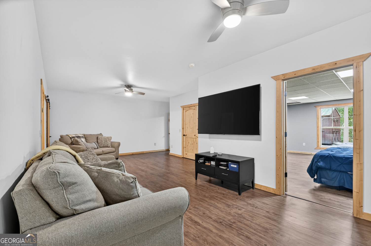 141 Gallery Court Property Photo 29