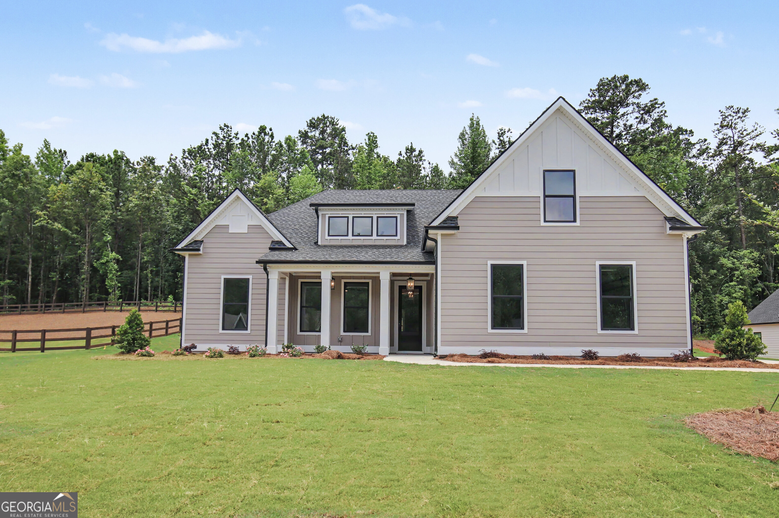 124 Ryeland Drive Property Photo 1