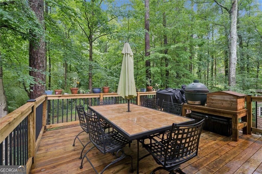 2112 Rockland Court Property Photo 7