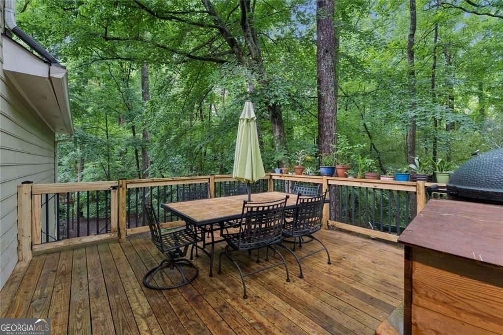 2112 Rockland Court Property Photo 36