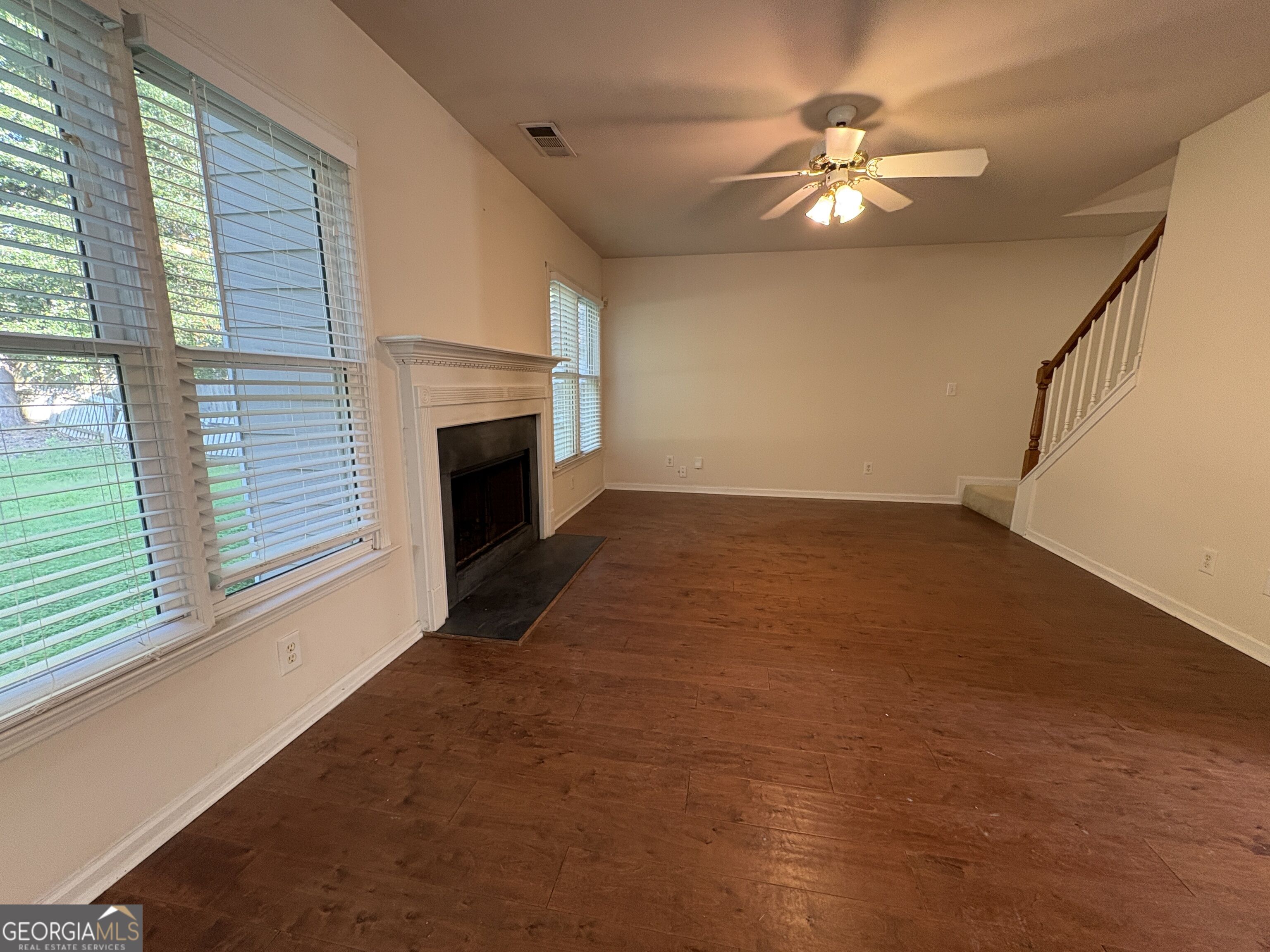 3409 White Sands Way Property Photo 9