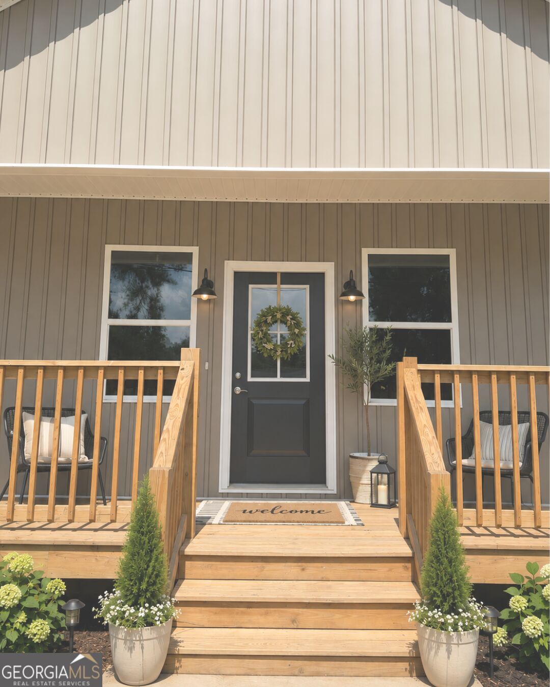14 Lake Shore Loop Property Photo 2