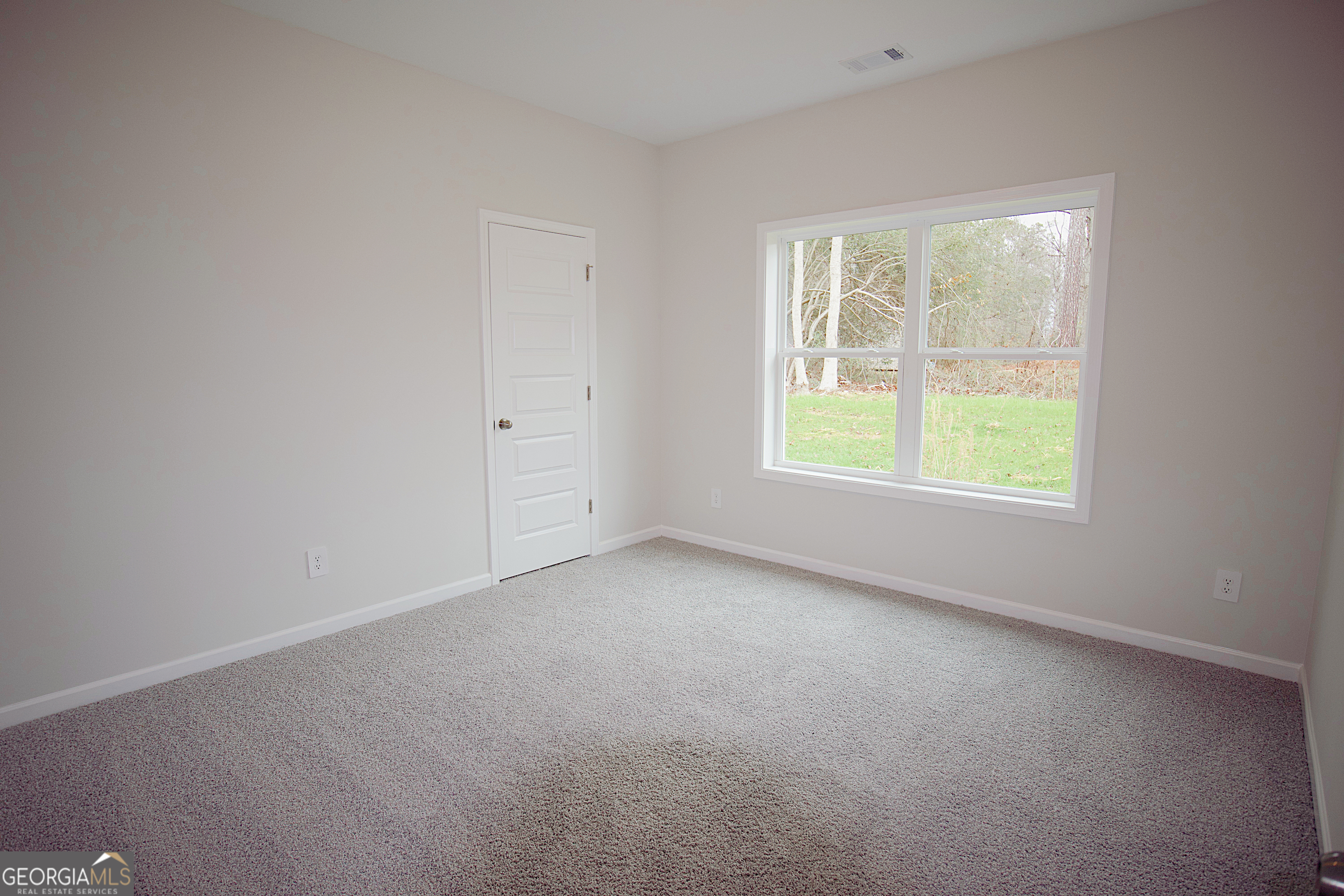 14 Lake Shore Loop Property Photo 14