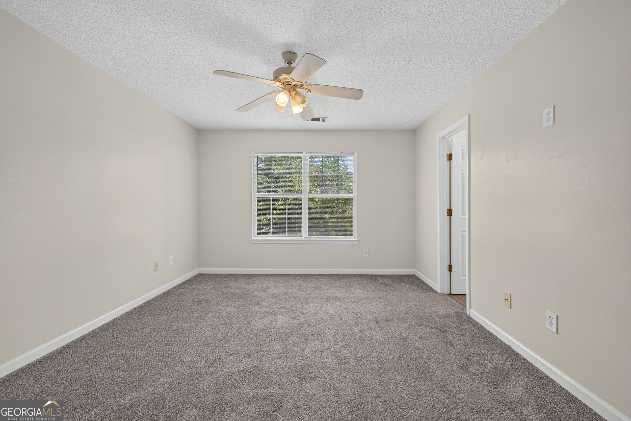 1471 Riverrock Trail Property Photo 16