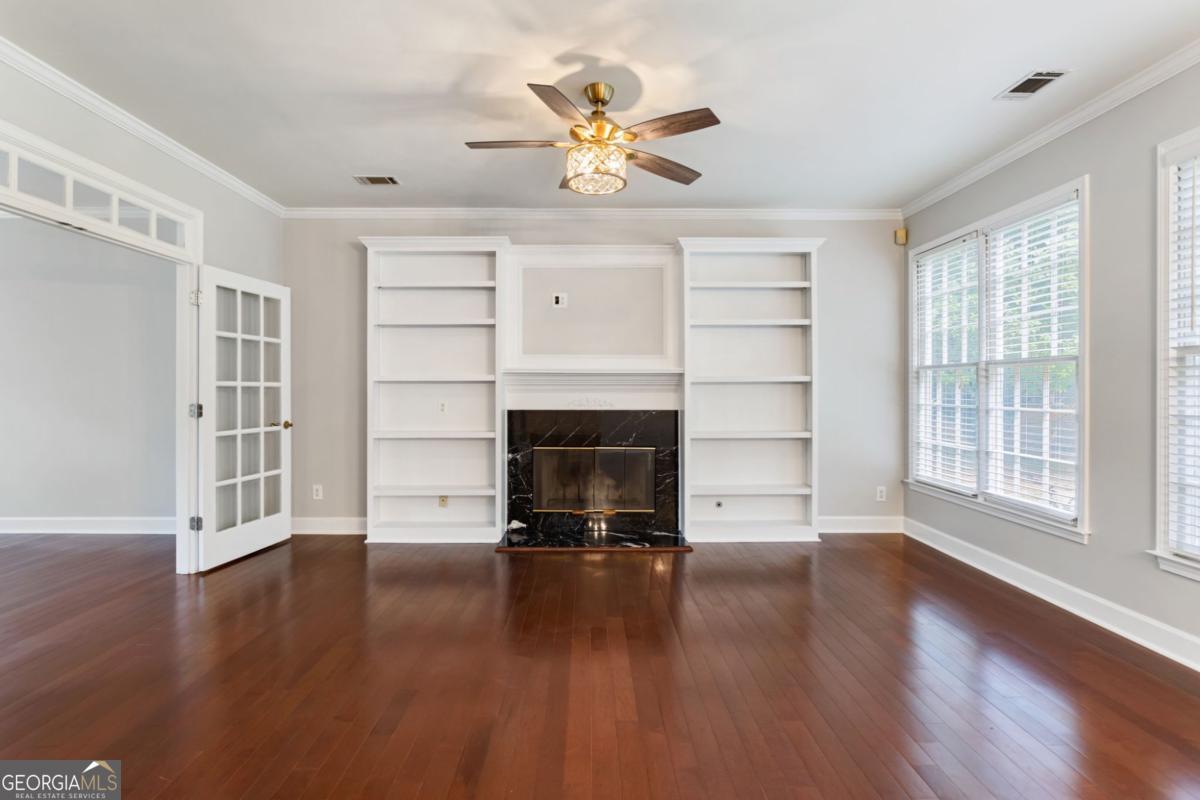 1841 Lake Cove Drive Sw Property Photo 6
