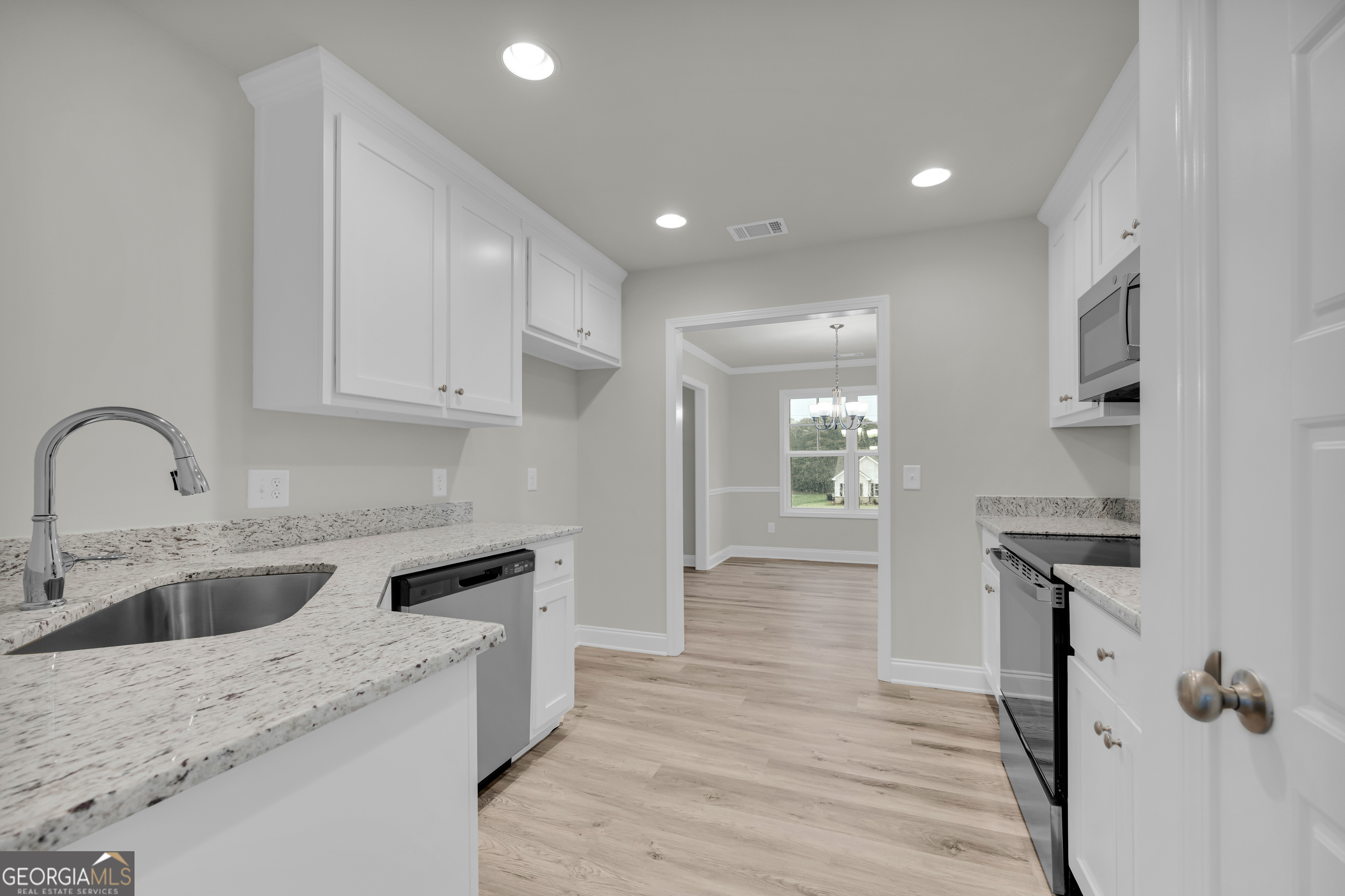 35 Sewell Road Property Photo 18