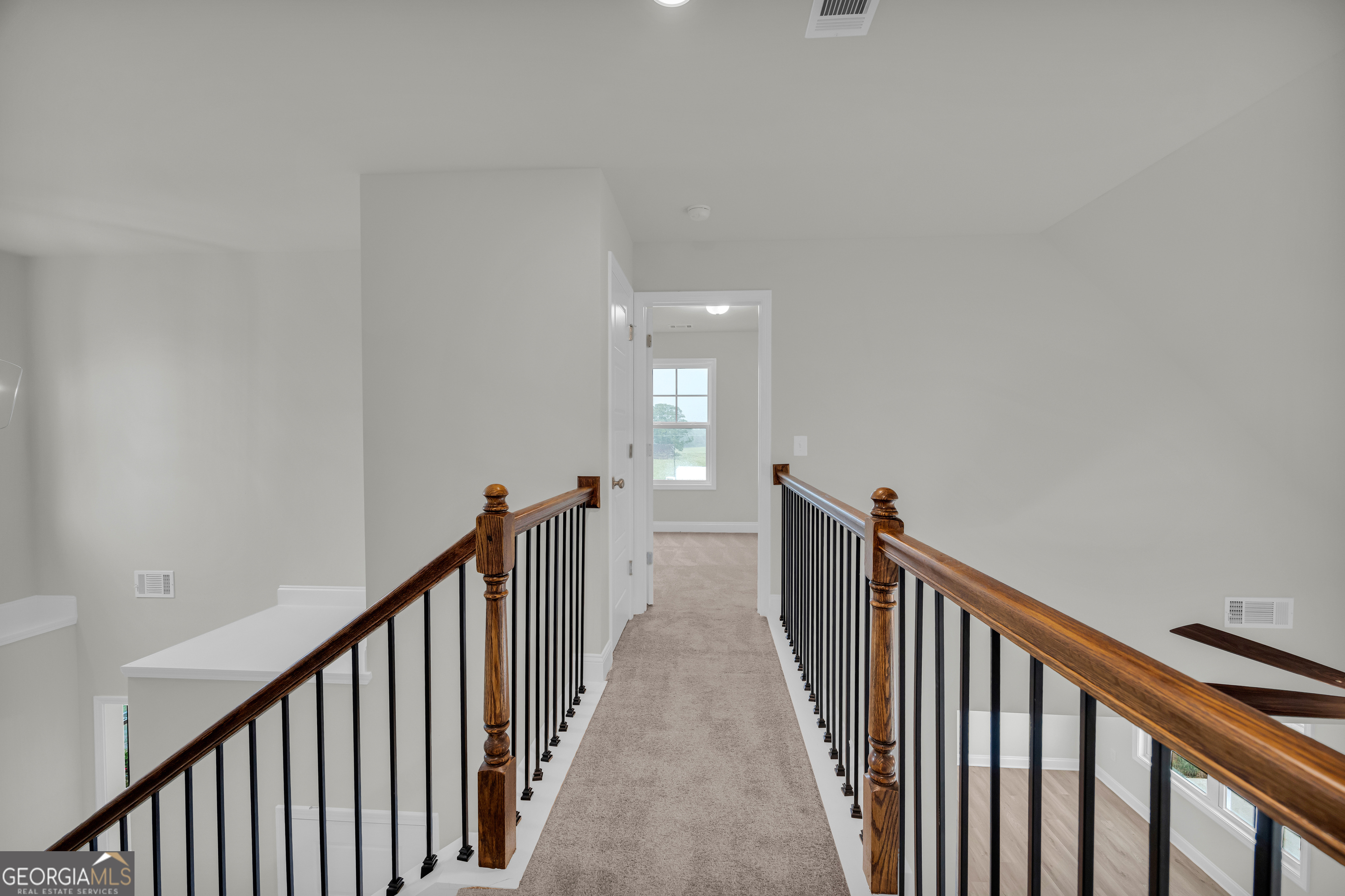 35 Sewell Road Property Photo 43