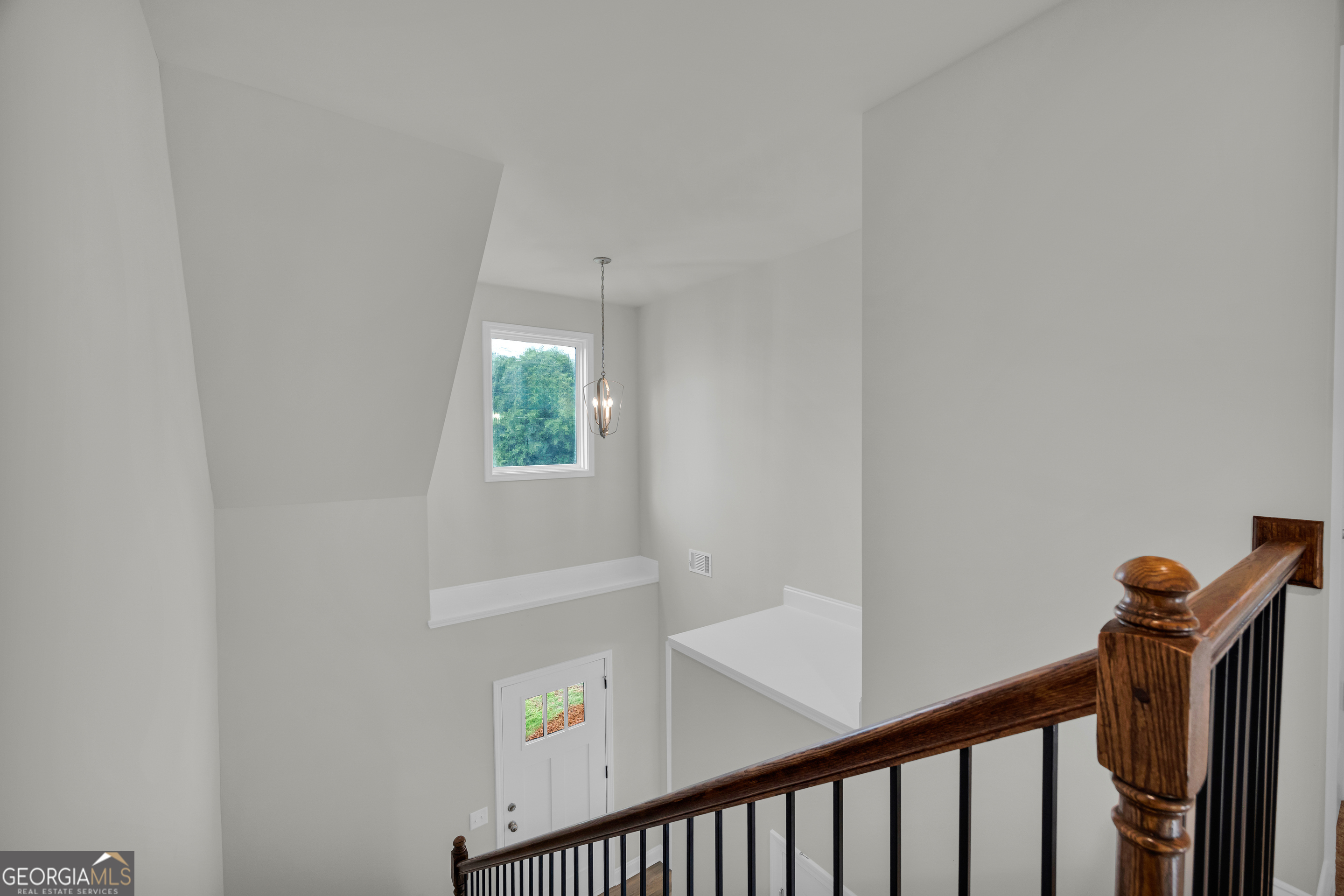 35 Sewell Road Property Photo 44