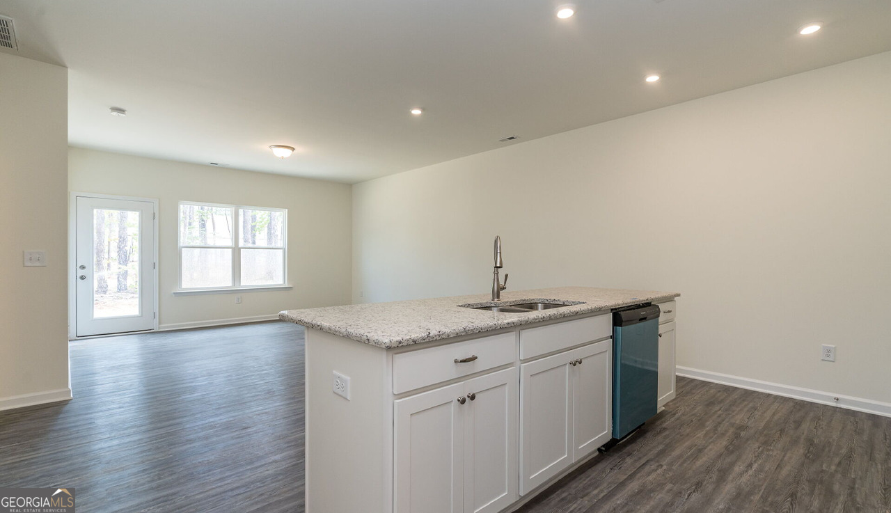 126 Cottage Court Lot 8a Property Photo 2