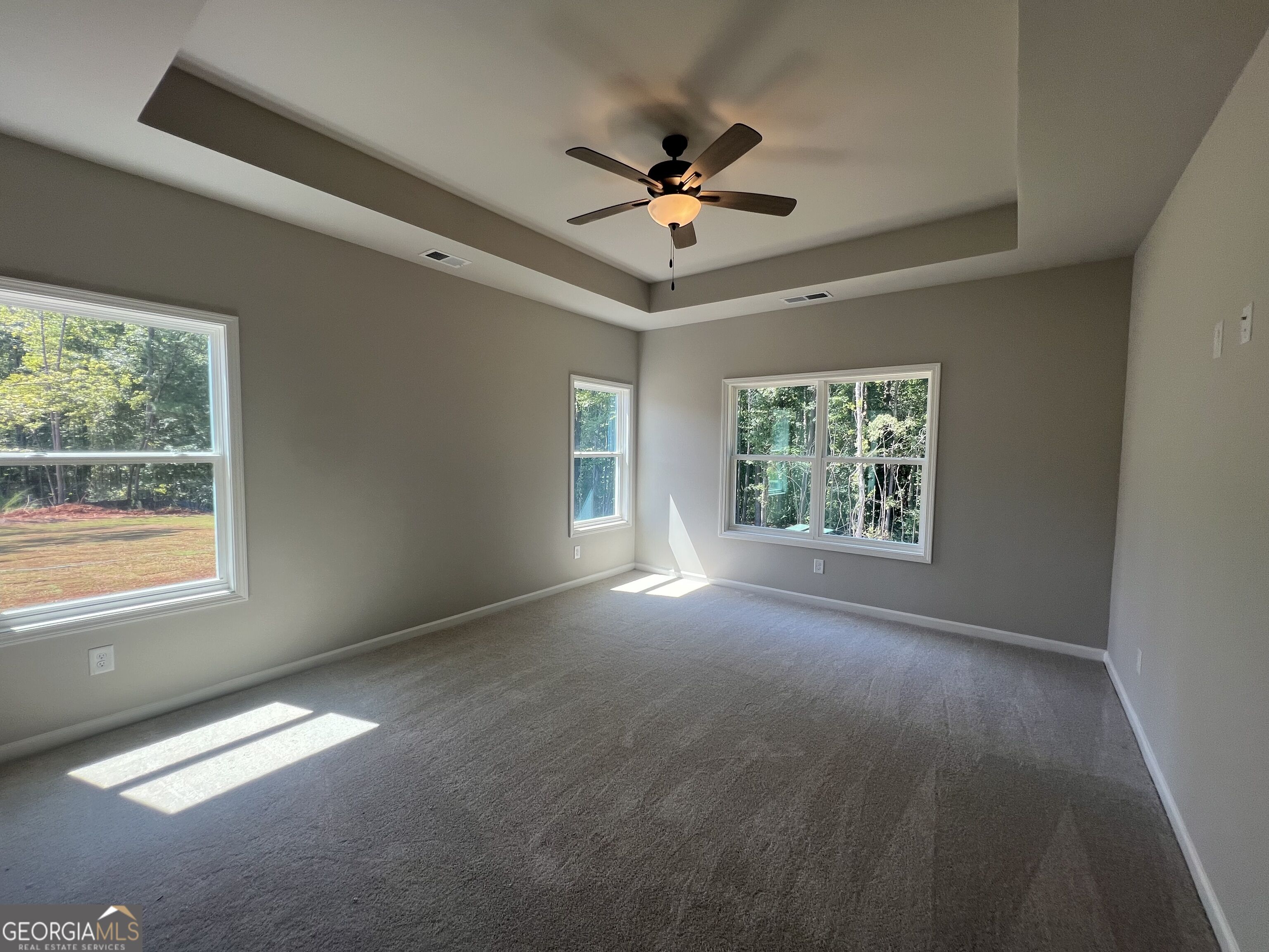61 Root Drive # 18 Property Photo 16