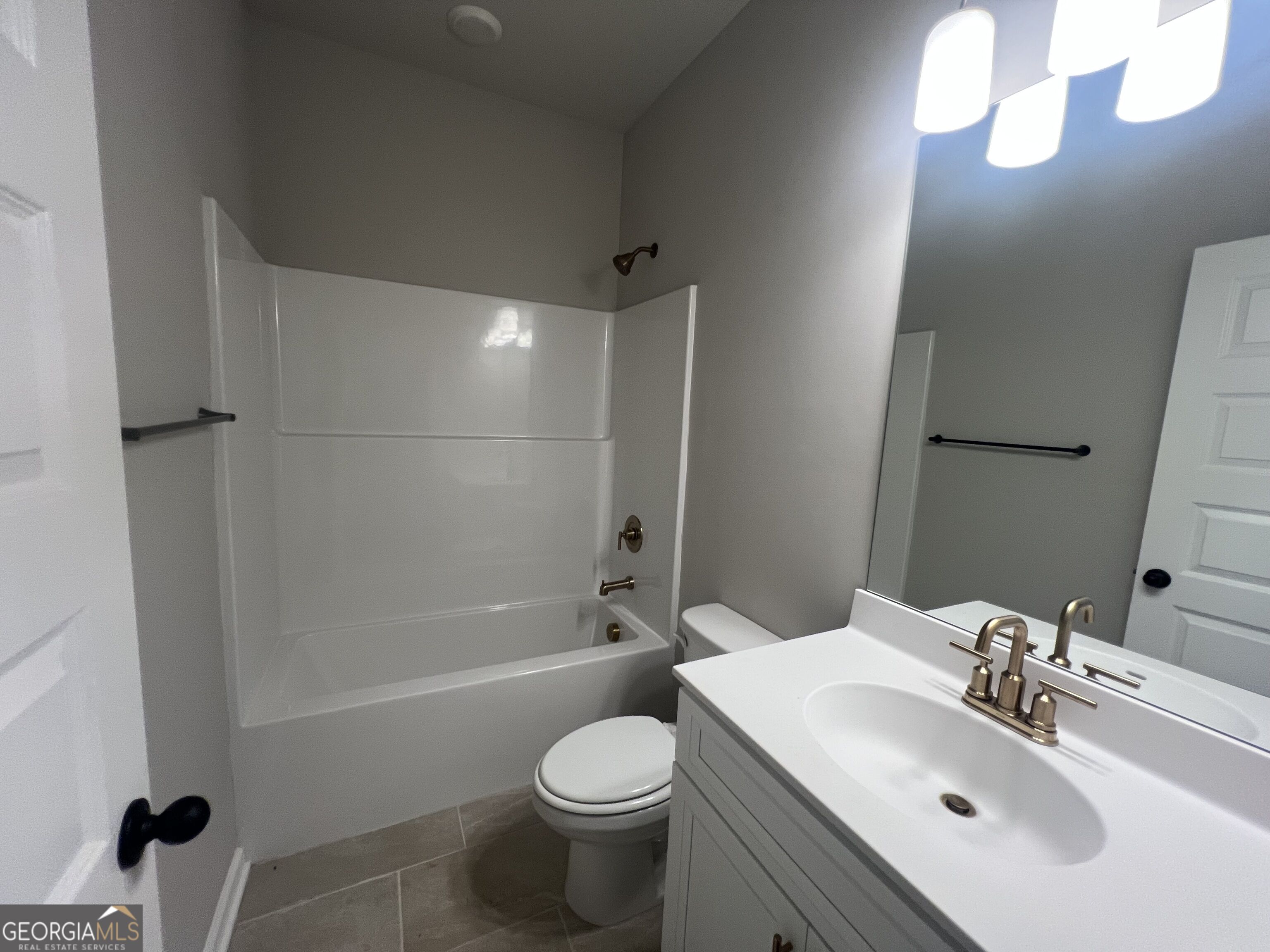 61 Root Drive # 18 Property Photo 24