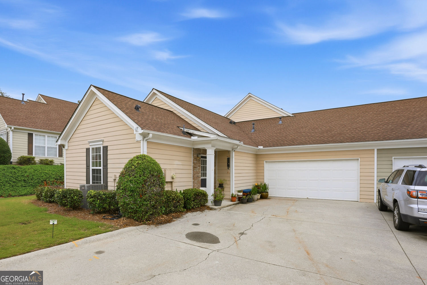 304 Gable Brook Drive Property Photo 1