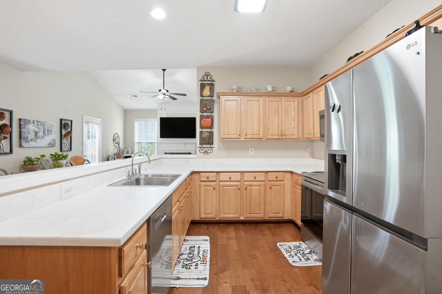 304 Gable Brook Drive Property Photo 10