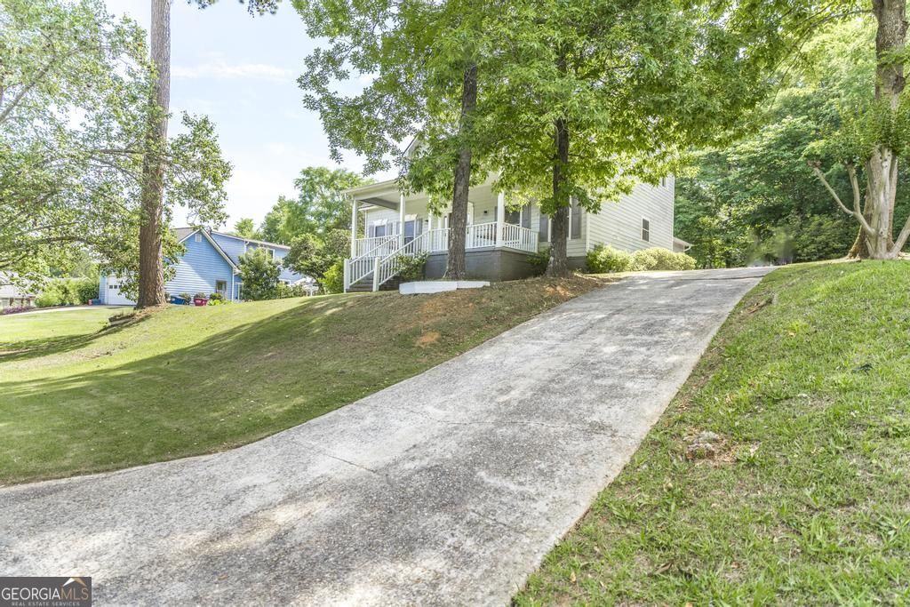 252 N Wesleyan Circle Property Photo 4