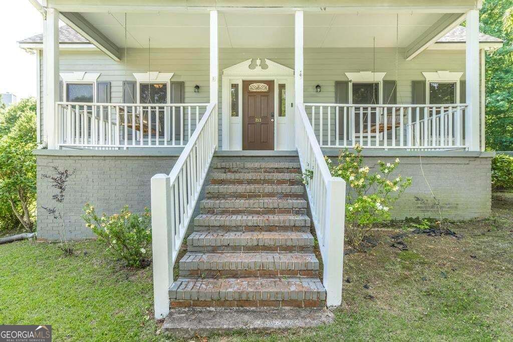 252 N Wesleyan Circle Property Photo 7