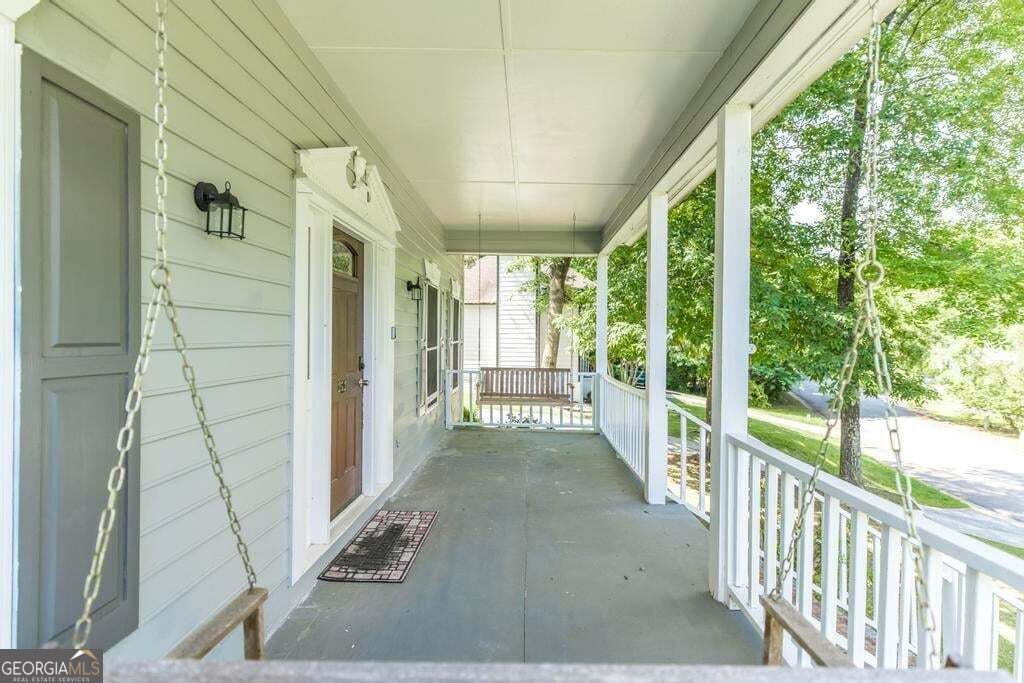 252 N Wesleyan Circle Property Photo 8