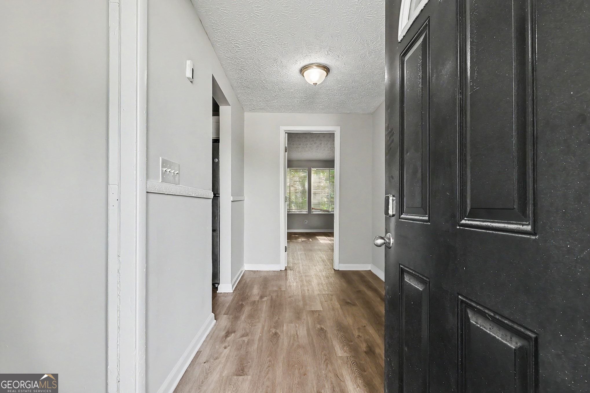 2196 Scarbrough Drive Property Photo 3