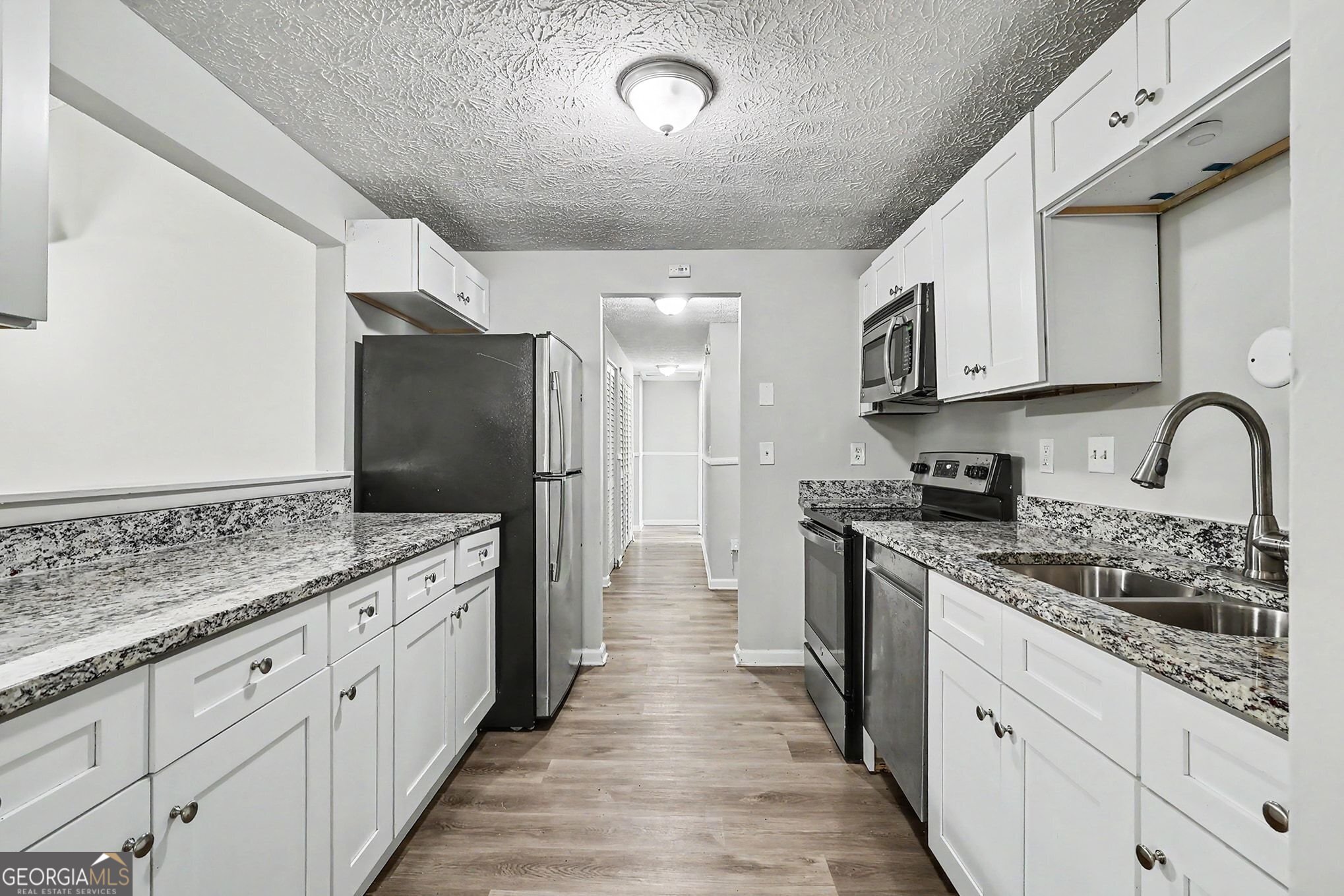 2196 Scarbrough Drive Property Photo 11