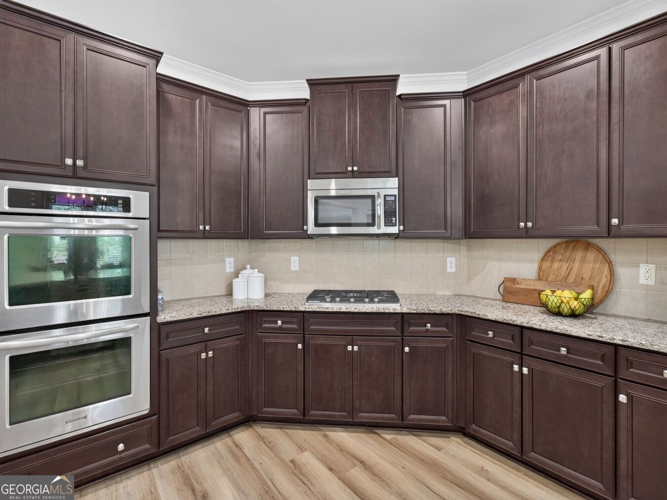 5050 Savannah Run Property Photo 11