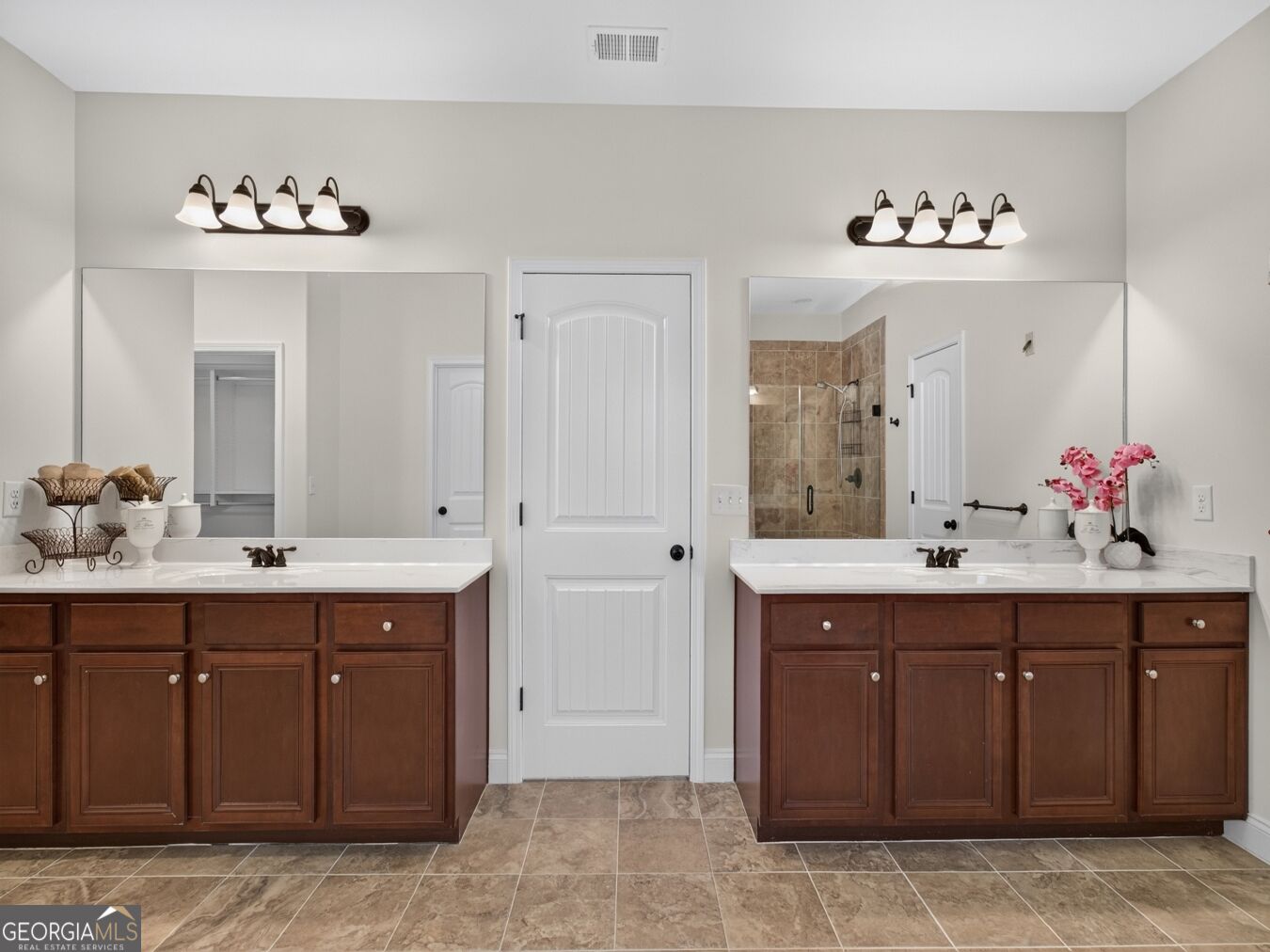 5050 Savannah Run Property Photo 26
