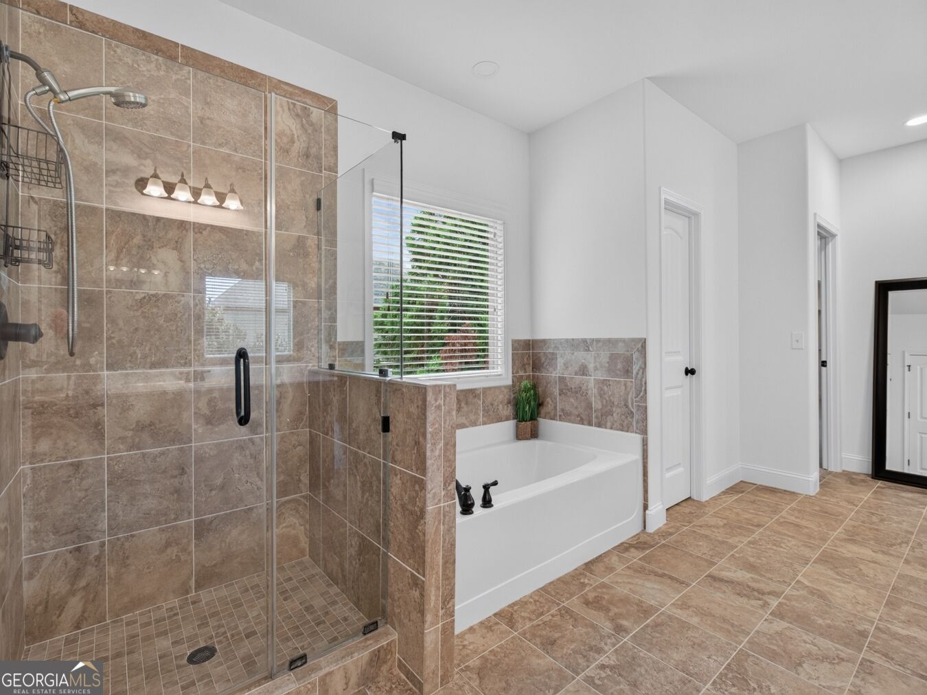 5050 Savannah Run Property Photo 30