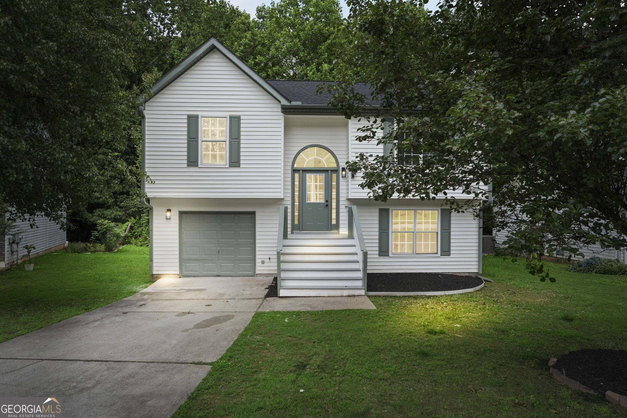 3602 Bristol Overlook Property Photo 2