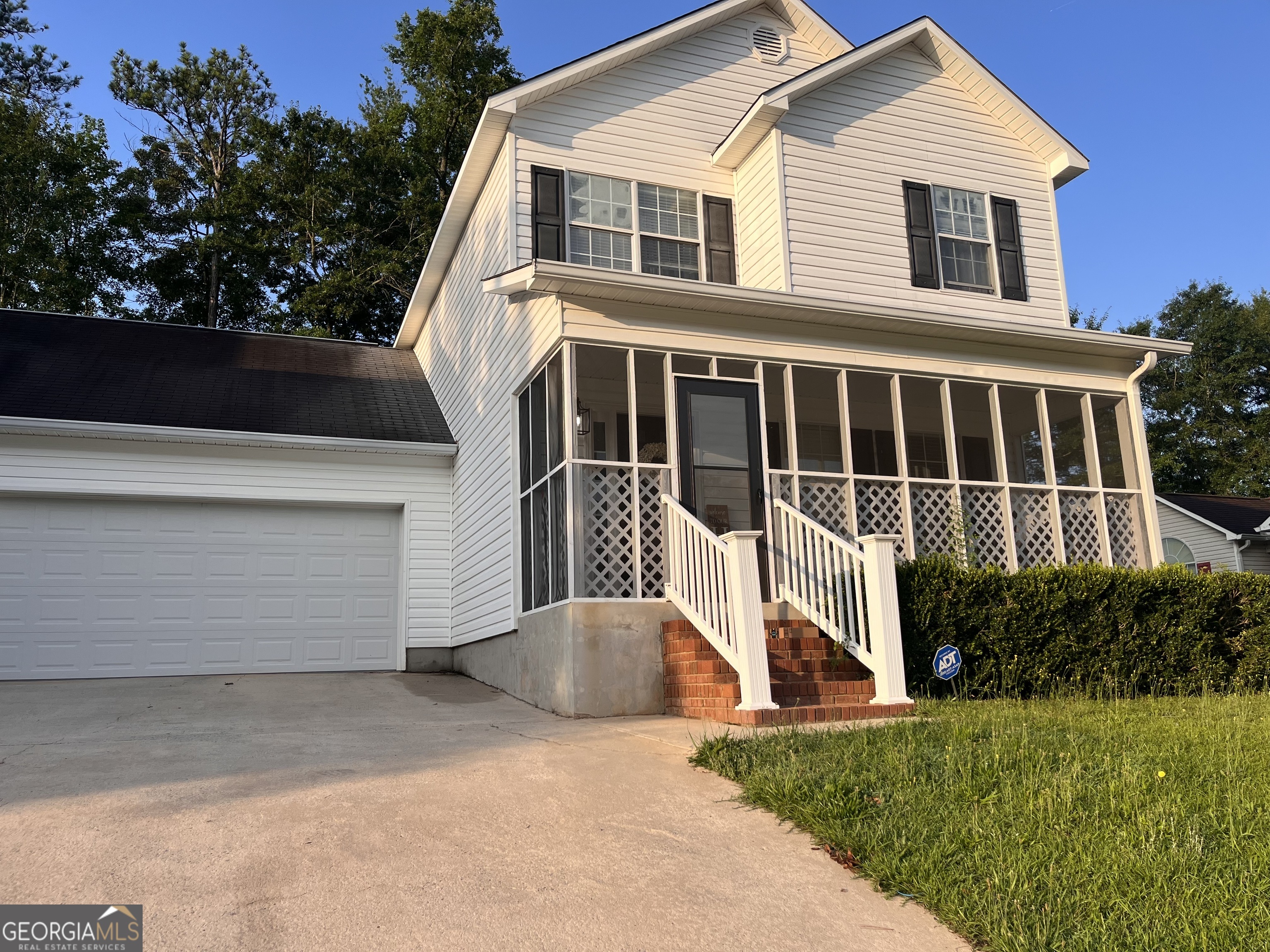 152 Crest Mont Drive Property Photo 1