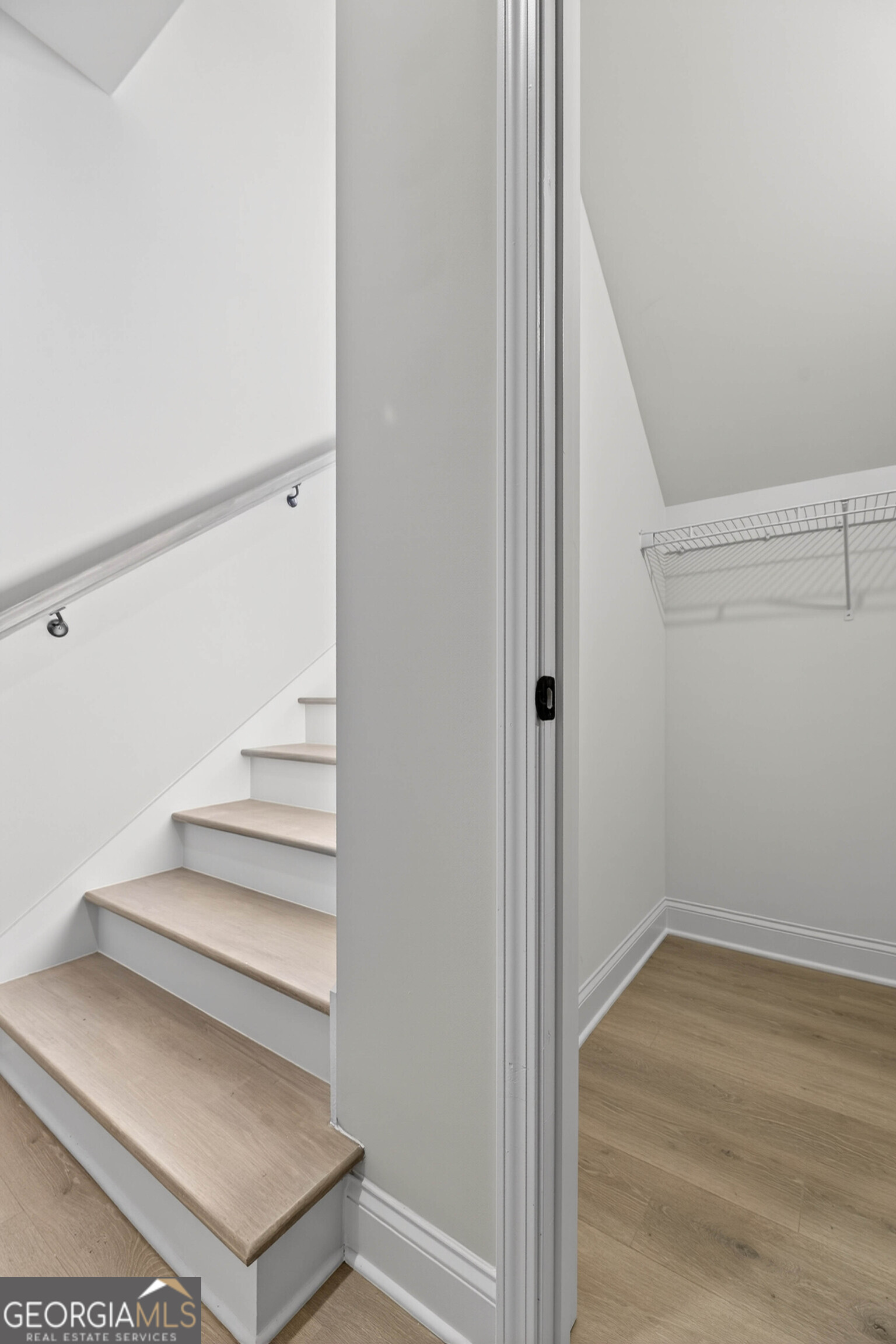 3164 Sweetbriar Drive Property Photo 4