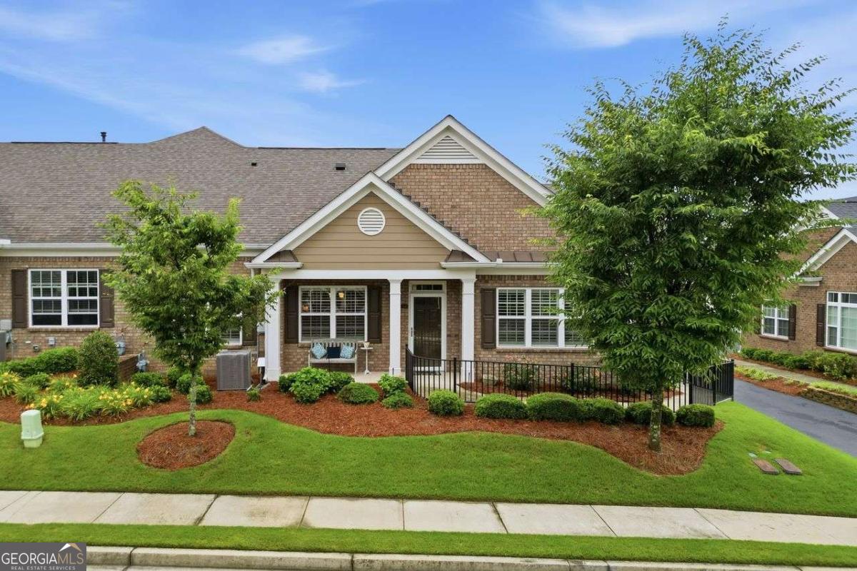 3328 Tree Ridge Court Property Photo 1