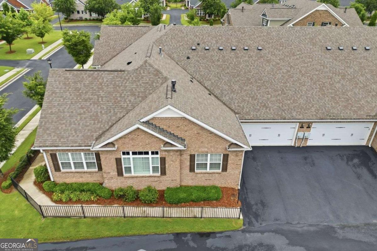 3328 Tree Ridge Court Property Photo 3