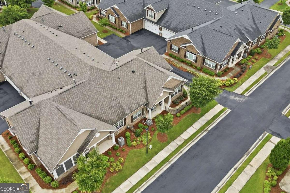 3328 Tree Ridge Court Property Photo 4