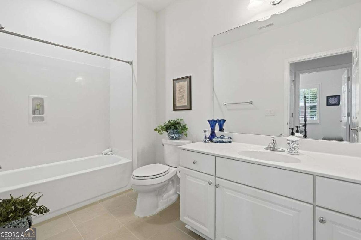 3328 Tree Ridge Court Property Photo 25