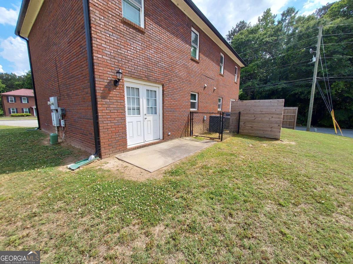 160 Second Street # 2 Property Photo 8