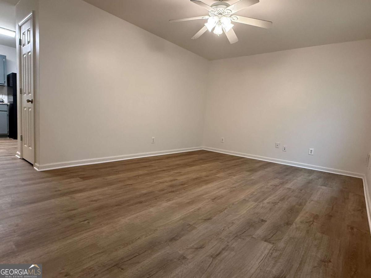 160 Second Street # 2 Property Photo 10