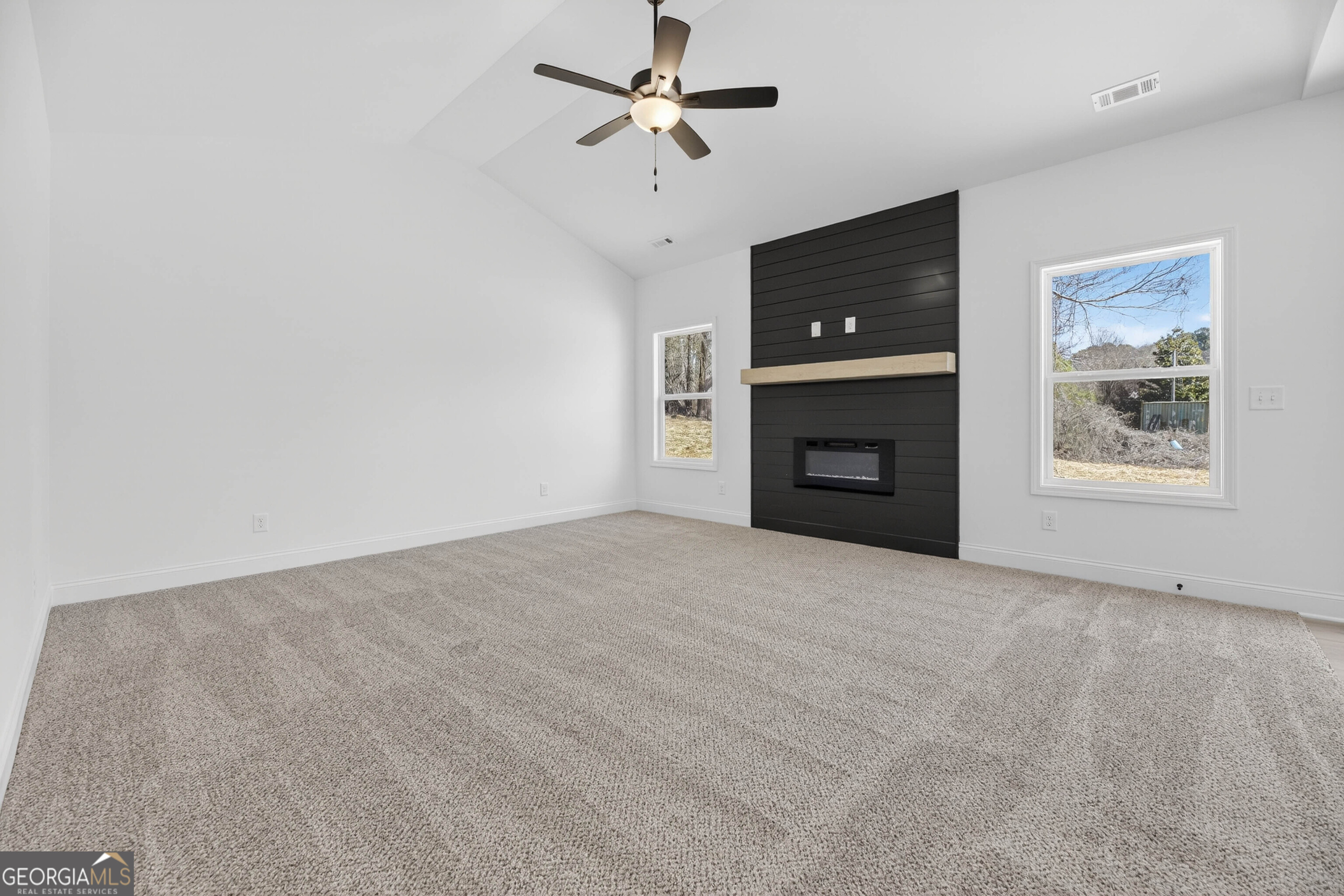 712 Oakmont Trail Property Photo 5