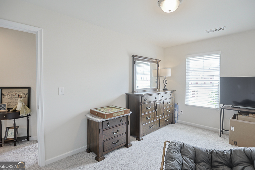 84 Regent Park Property Photo 25