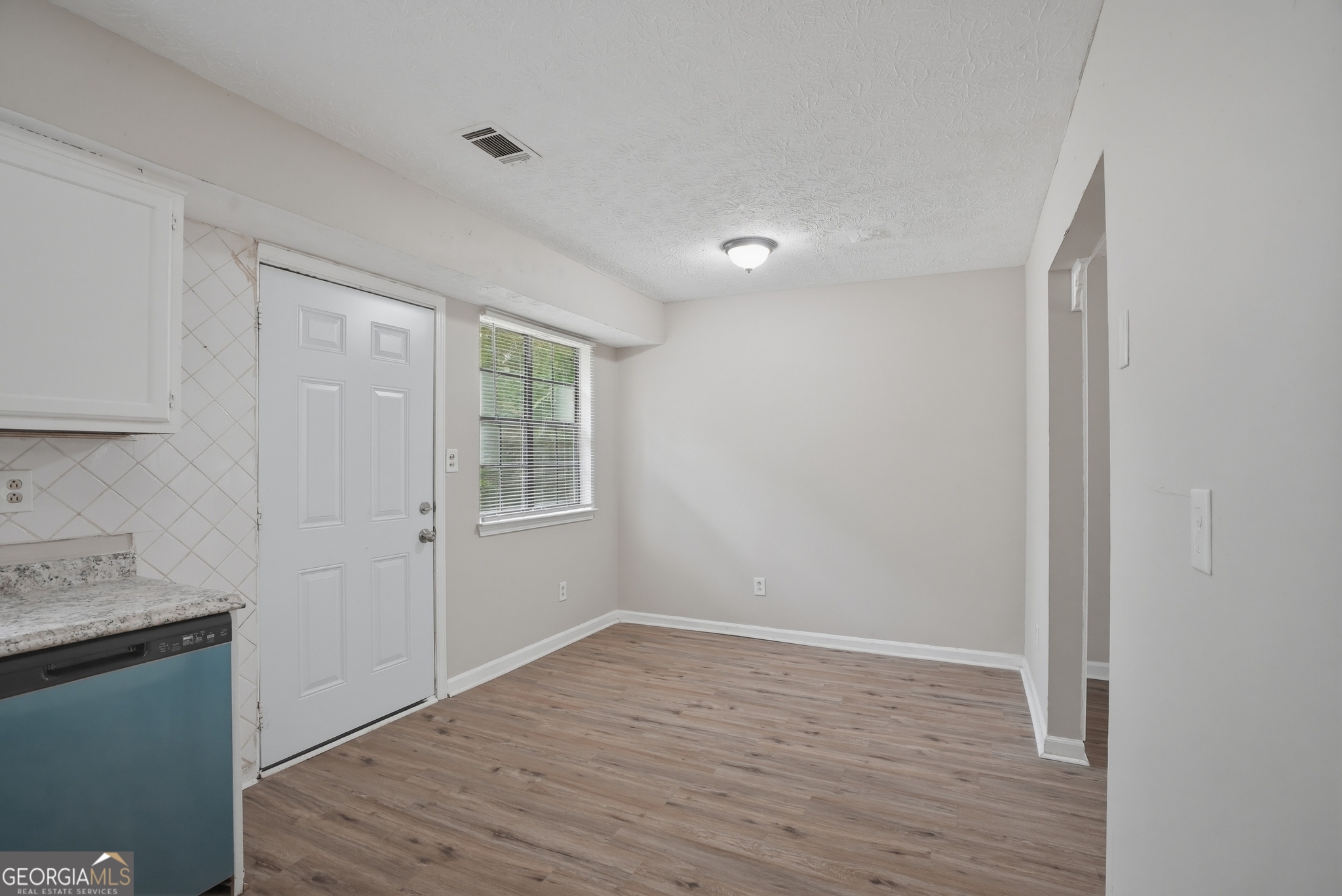 498 Brookfield Way Property Photo 7