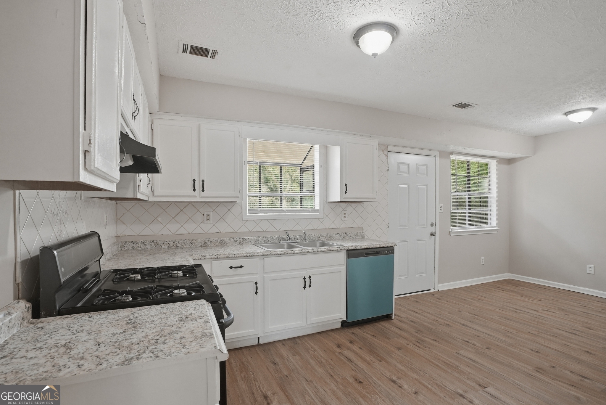 498 Brookfield Way Property Photo 11