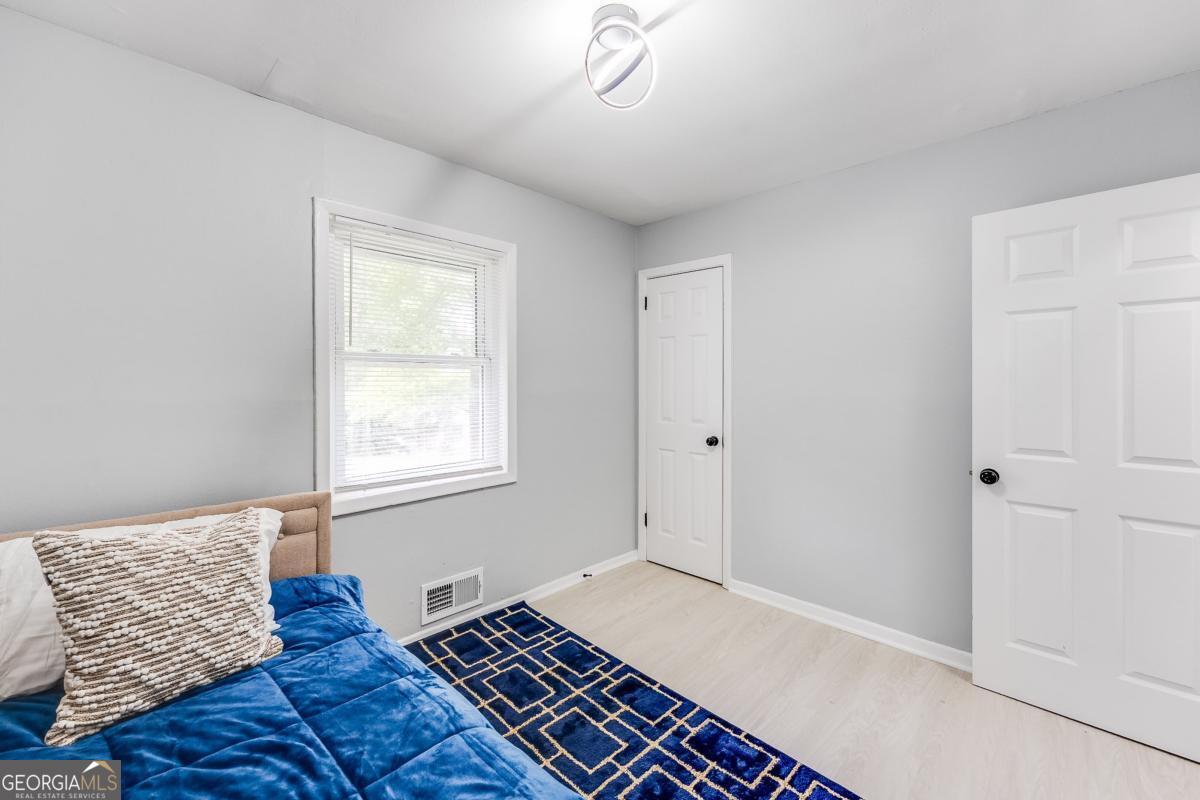 3497 Larkspur Terrace Property Photo 11