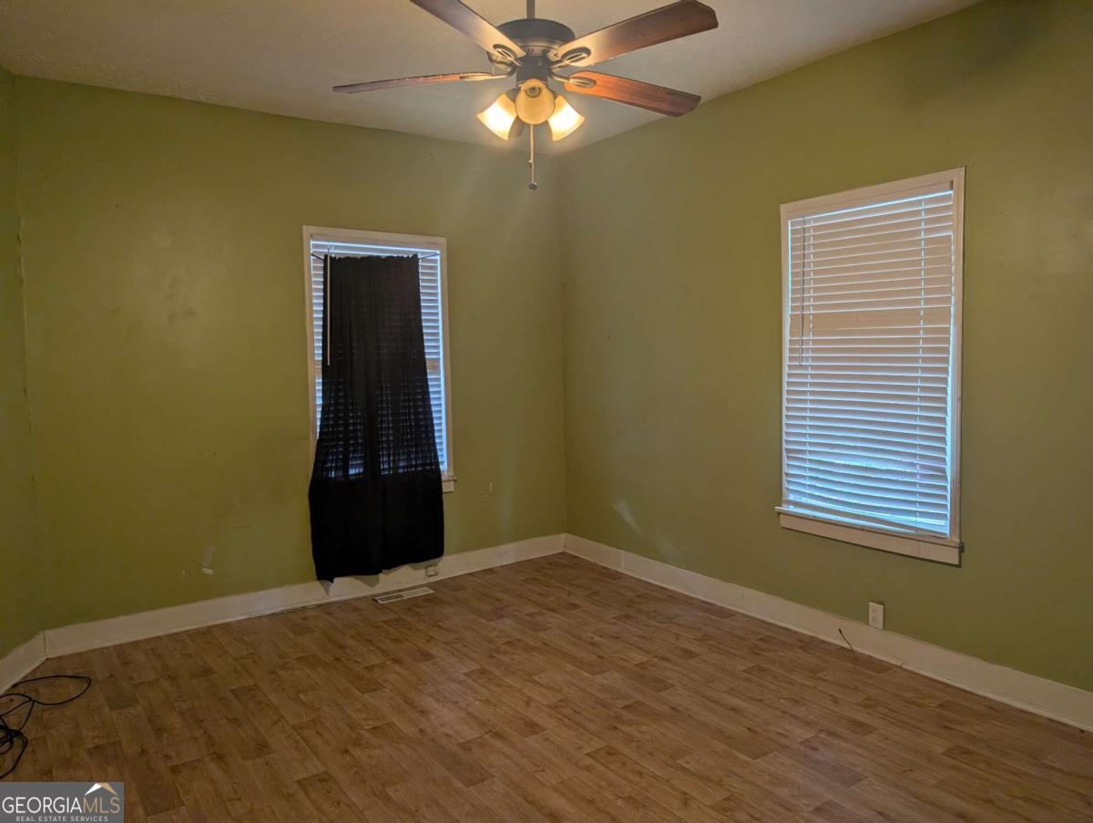 1730 Spring Street Ne Property Photo 4