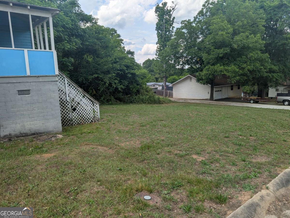 1730 Spring Street Ne Property Photo 8