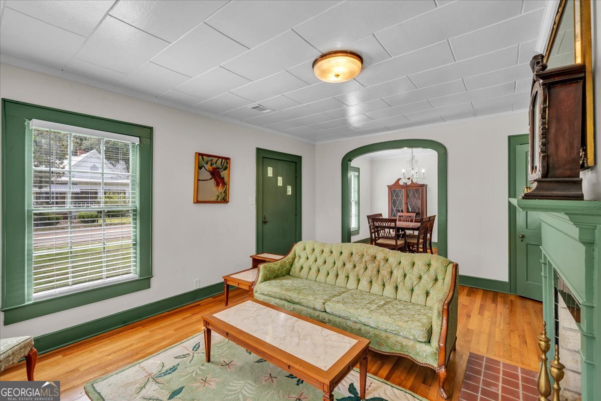 315 Second Street Property Photo 5