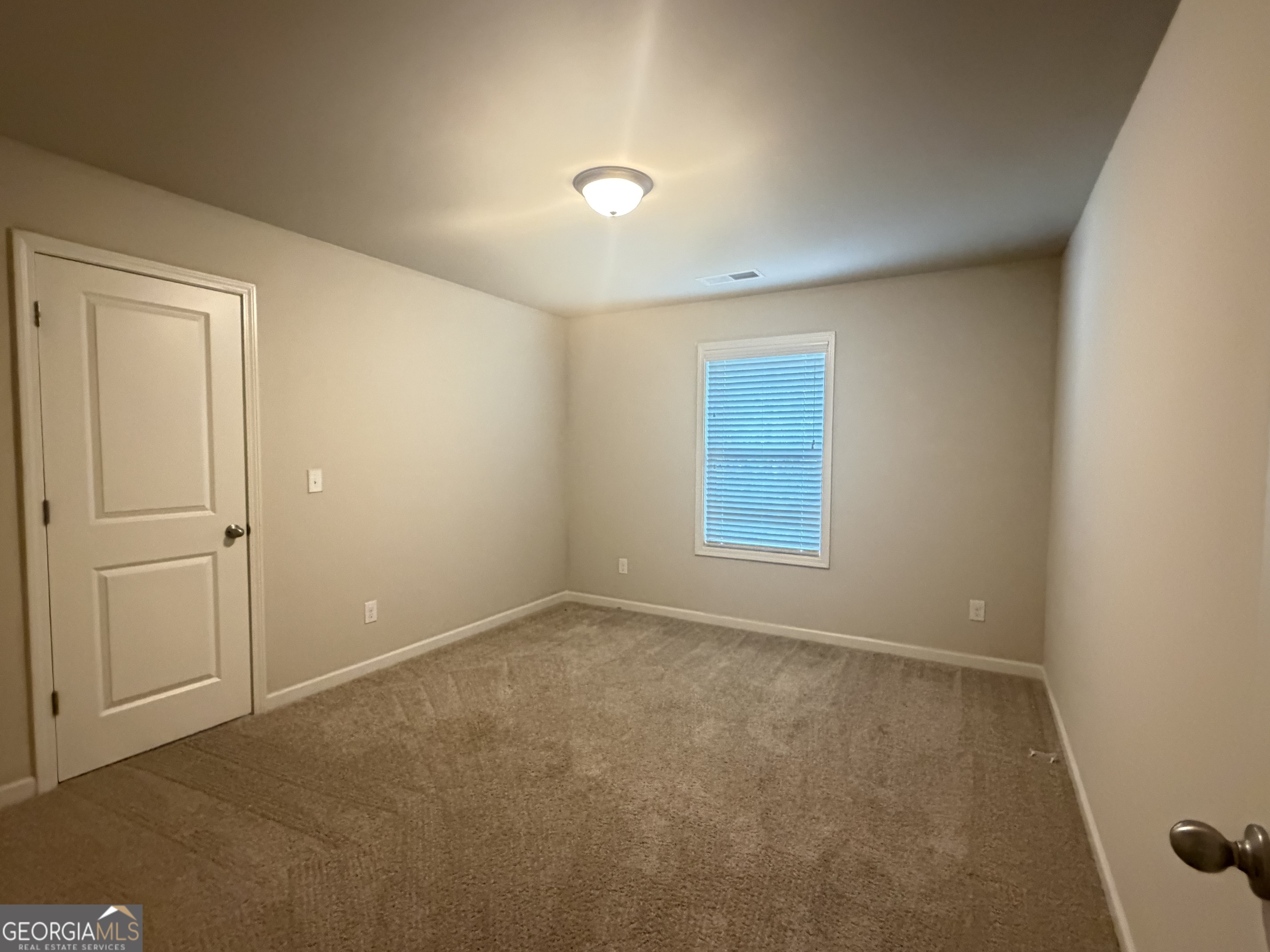 241 Dublin Way Property Photo 10